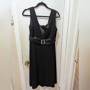 R&M Richards Size 12 Elegant Black Sleeveless Dress